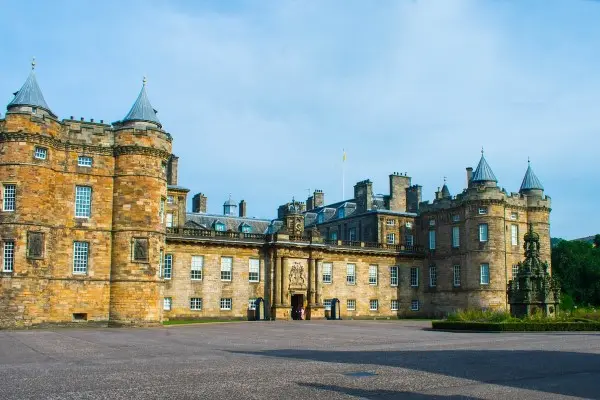 Tour The Palace of HolyroodHouse